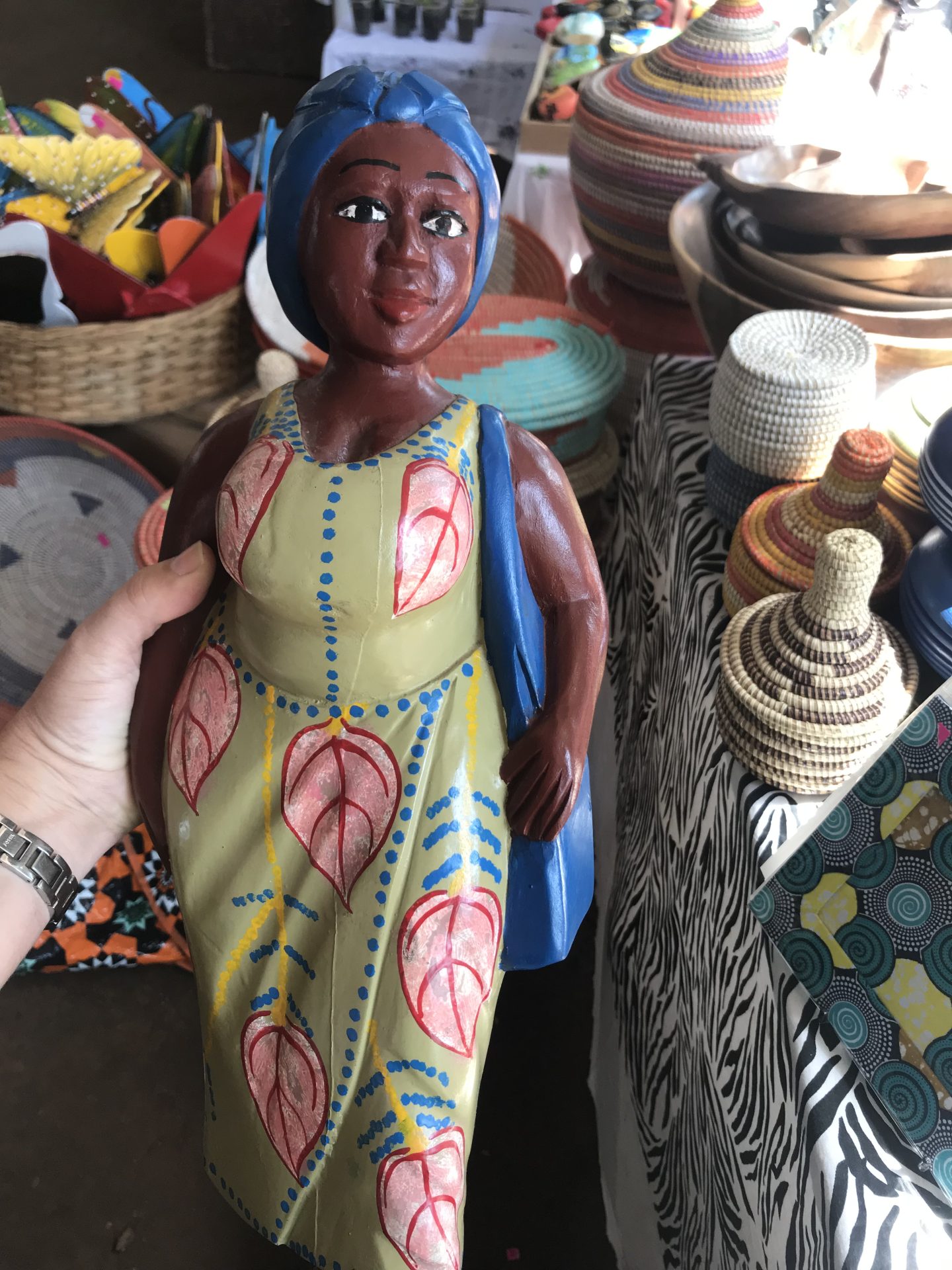 Wooden Ghanaian sculptures for sale at the Green Butterfly market