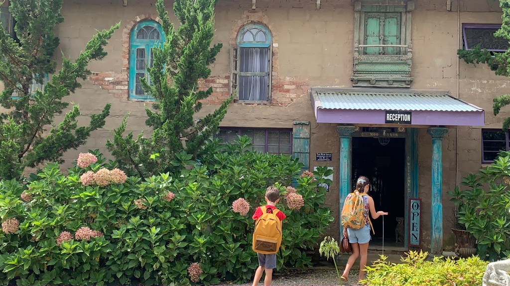 An overnight trip on the Midlands Meander - Crystal Barn Midlands courtyard area