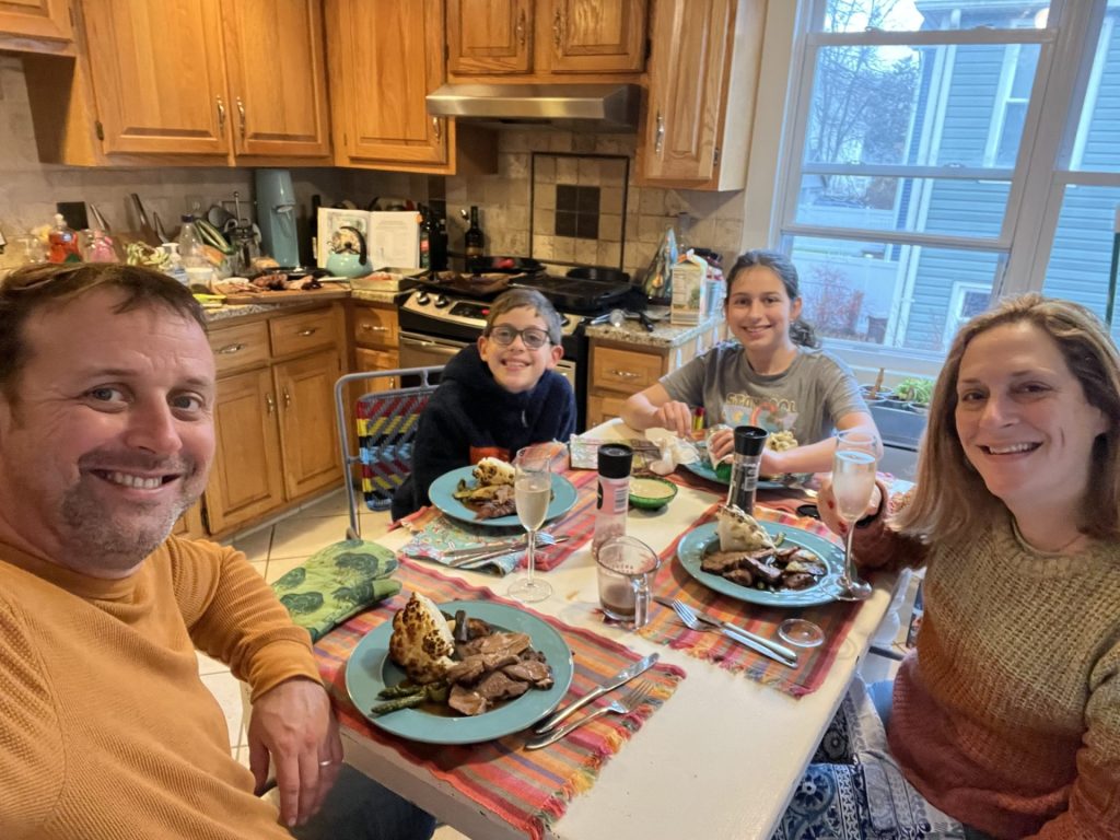 Living well in 2022 - toasting to a brand new year!